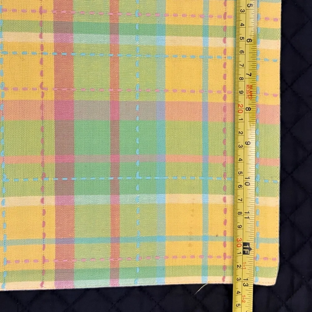 Pier 1 Set of 2 Reversible Plaid Placemats